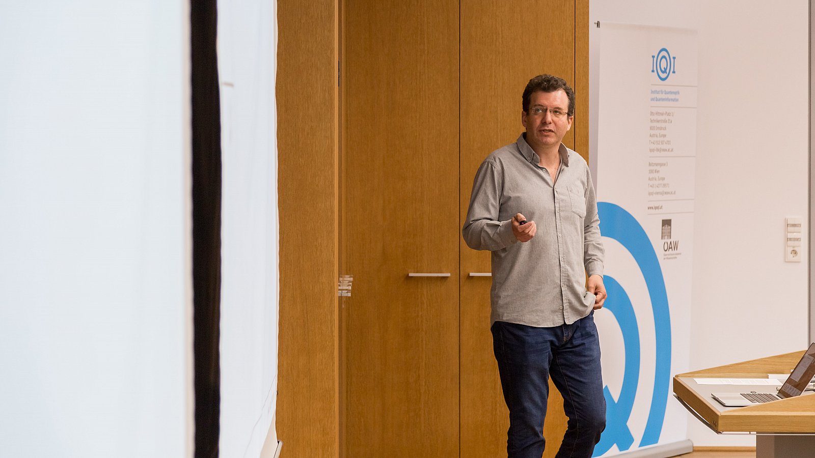 IQOQI Visiting Fellow Alex Retzker