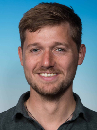 b_200_0_16777215_0_0_https___resource.iqoqi.at_staff_db_BRUEGGENJUERGEN_Justus_web.jpg