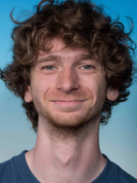 b_200_0_16777215_0_0_https___resource.iqoqi.at_staff_db_CARABOK_Rory_web.jpg