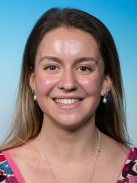 b_200_0_16777215_0_0_https___resource.iqoqi.at_staff_db_HENNEBICHLER_Johanna_web-c-1679410980.jpg