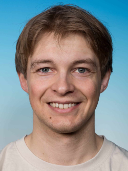 b_250_0_16777215_0_0_https___resource.iqoqi.at_staff_db_KNOLL_Pascal_web.jpg
