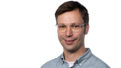 b_250_0_16777215_0_0_images_media_download_directors_highkey_thumbs_bernien_hannes.jpg