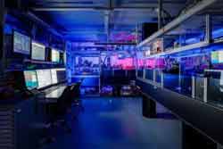 b_250_0_16777215_0_0_images_news_2026_thumbnails_thumb_lab1_experiment_2026_web.jpg